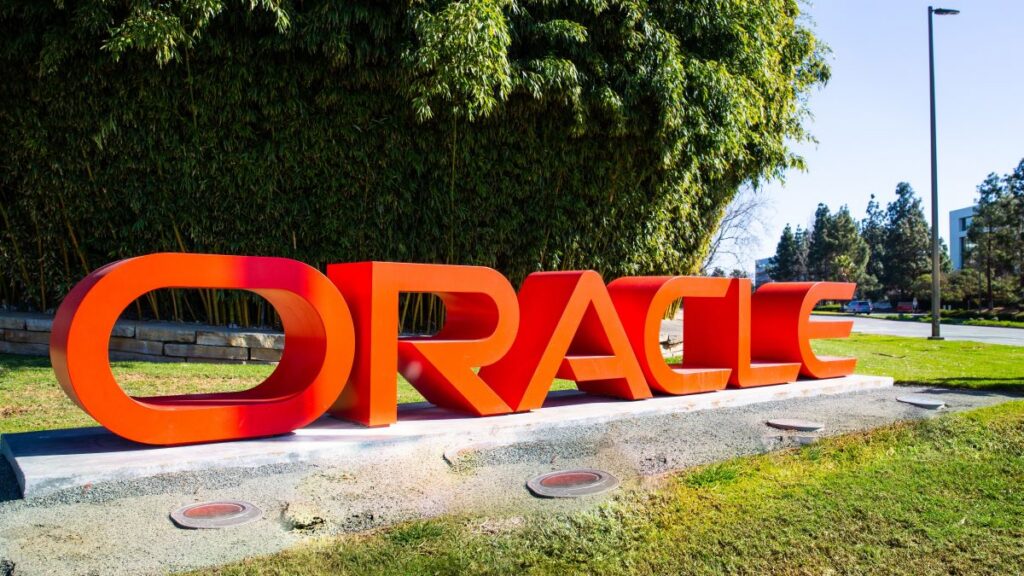 Oracle Unleashes 1,000+ AI Agents to Automate Entire Industries